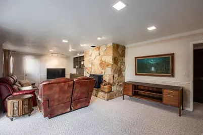 881 E Hillcrest Dr, Springville, UT 84663 - Photo 27