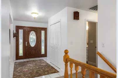 881 E Hillcrest Dr, Springville, UT 84663 - Photo 9