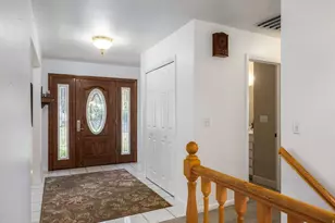 881 E Hillcrest Dr, Springville, UT 84663 - Photo 9