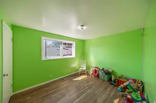 958 E 125 S, Ogden, UT 84404 - Photo 9