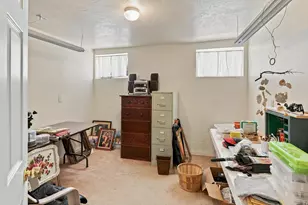 231 E 100 S, Hyrum, UT 84319 - Photo 31