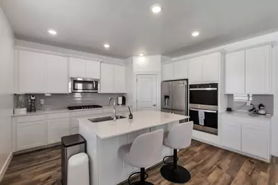 1992 N 2090 W, Lehi, UT 84043 - Photo 7