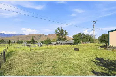 212 S Grant Ave, Stockton, UT 84071 - Photo 7
