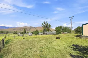 212 S Grant Ave, Stockton, UT 84071 - Photo 7