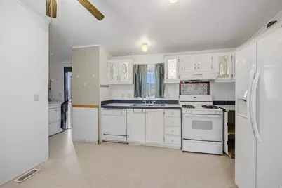 212 S Grant Ave, Stockton, UT 84071 - Photo 13