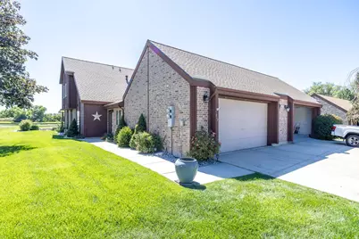 317 Willow Way, Pleasant View, UT 84414 - Photo 3