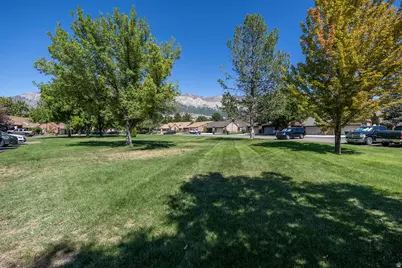 317 Willow Way, Pleasant View, UT 84414 - Photo 23