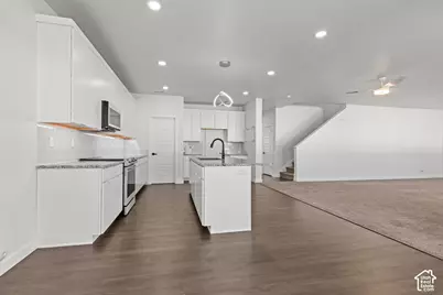 2346 W Swenson Cir, Syracuse, UT 84075 - Photo 11