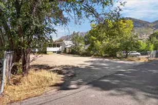 654 E 500 N, Provo, UT 84606 - Photo 49