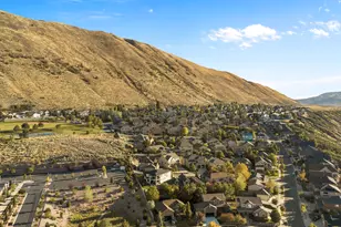 317 E Manilla Dr, Draper, UT 84020 - Photo 81