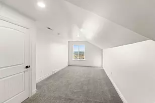 317 E Manilla Dr, Draper, UT 84020 - Photo 65