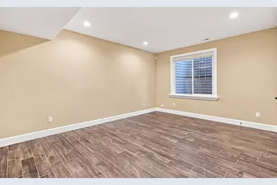 3149 E 10000 S, Sandy, UT 84092 - Photo 33