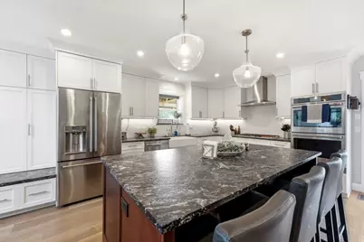 2163 E Wilson Ave S, Salt Lake City, UT 84108 - Photo 9