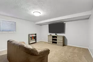 5826 S Club View Ln, South Ogden, UT 84405 - Photo 25