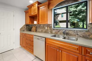 2828 Marrcrest W, Provo, UT 84604 - Photo 15