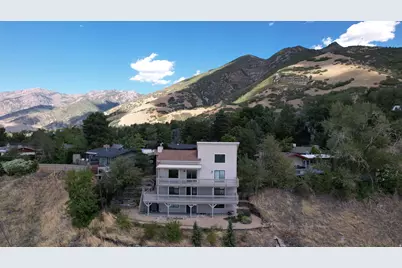8562 Kings Cove Dr, Cottonwood Heights, UT 84121 - Photo 3