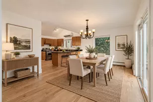 8562 Kings Cove Dr, Cottonwood Heights, UT 84121 - Photo 11