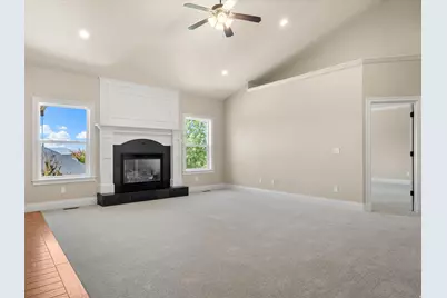 1211 Grandview Dr, Providence, UT 84332 - Photo 21