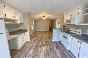 11302 S Jordan Meadow Ln E, Sandy, UT 84070 - Photo 3