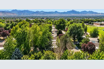 11302 S Jordan Meadow Lane E #189, Sandy, UT 84070 - Photo 21