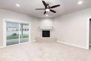 4432 S 785 W, Riverdale, UT 84405 - Photo 9