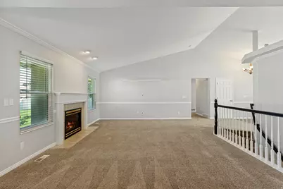 2126 W Silver Tree Cir, Riverton, UT 84065 - Photo 9