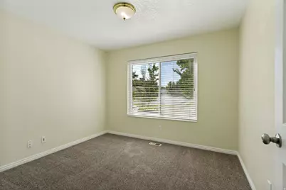 2126 W Silver Tree Cir, Riverton, UT 84065 - Photo 27