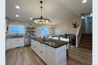 5648 S 6950 W, Hooper, UT 84315 - Photo 5