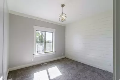 3422 S Peregrine Trl, Saratoga Springs, UT 84045 - Photo 17
