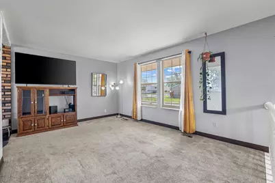 7368 W Miriam Way S, Magna, UT 84044 - Photo 3