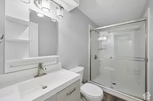 11385 S Abbottsford Ln E, Sandy, UT 84070 - Photo 23