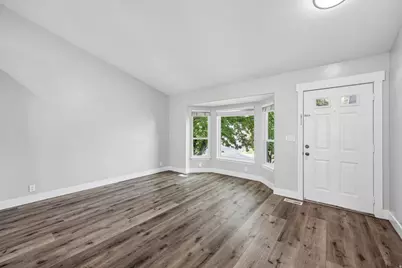 11385 S Abbotts Ln E, Sandy, UT 84070 - Photo 3