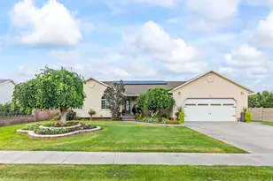 365 E 800 N, Richfield, UT 84701 - Photo 1