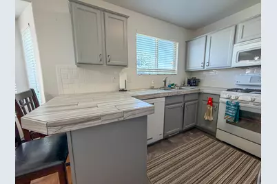 4040 W 5075 S, Roy, UT 84067 - Photo 9