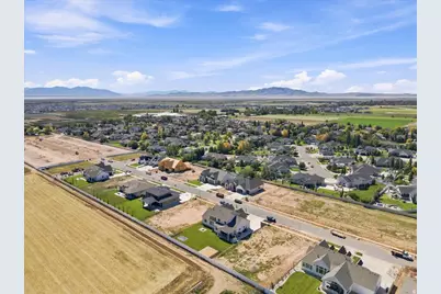 350 N Amber Ln, Layton, UT 84041 - Photo 61