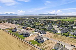 350 N Amber Ln, Layton, UT 84041 - Photo 61