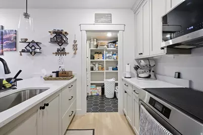 350 N Amber Ln, Layton, UT 84041 - Photo 15