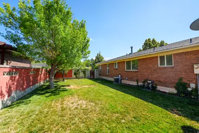 1436 W 4020 S, Taylorsville, UT 84123 - Photo 27