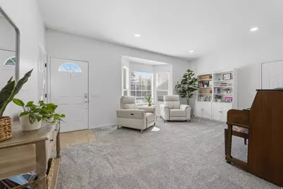 696 W 1960 N, Clinton, UT 84015 - Photo 5