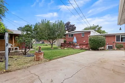 5822 S 2575 W, Roy, UT 84067 - Photo 25
