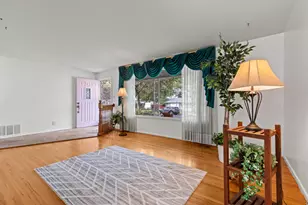 5822 S 2575 W, Roy, UT 84067 - Photo 7