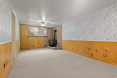 5822 S 2575 W, Roy, UT 84067 - Photo 17