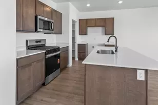 634 E Levengrove Dr, Lehi, UT 84048 - Photo 13