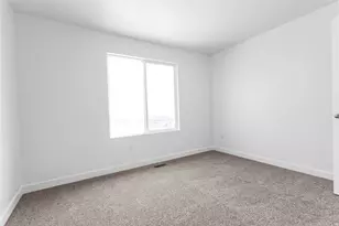 646 E Levengrove Dr, Lehi, UT 84048 - Photo 21