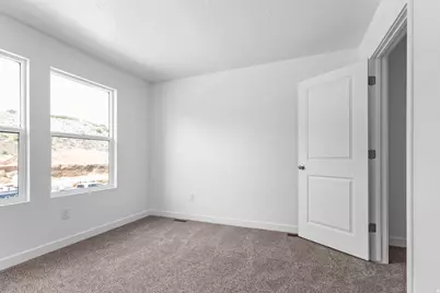 646 E Levengrove Dr #251, Lehi, UT 84048 - Photo 13