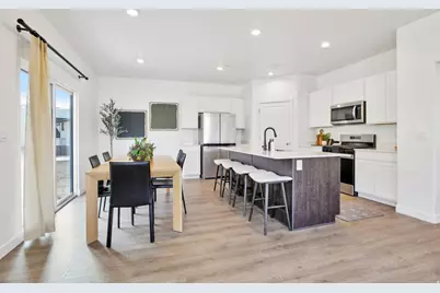 664 E Levengrove Dr #253, Lehi, UT 84048 - Photo 7
