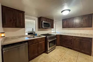 390 N 700 E, Price, UT 84501 - Photo 5
