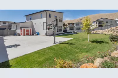 1924 W Oakridge Dr N, Lehi, UT 84048 - Photo 41