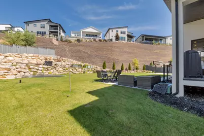 1924 W Oakridge Dr N, Lehi, UT 84048 - Photo 37
