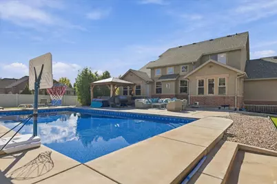 554 W 2400 S, Syracuse, UT 84075 - Photo 45